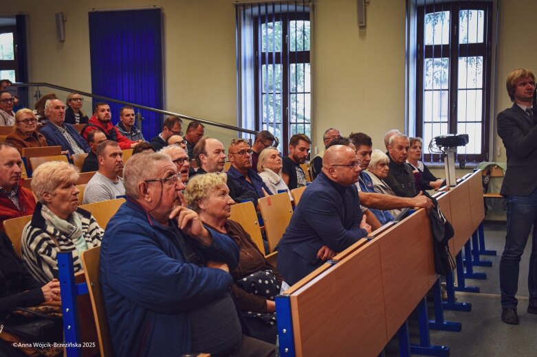  Biskup pod ostrzałem społeczników. Czy Centrum Integracji Cudzoziemców powstanie w Skierniewicach? 