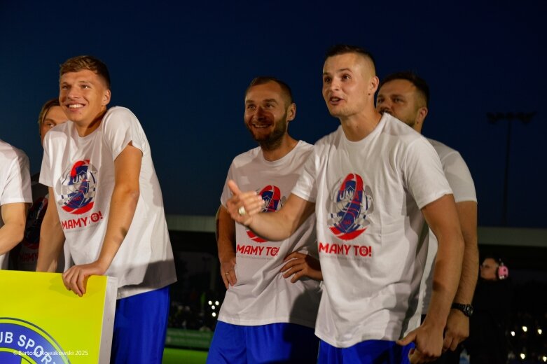  Ten awans do Unii należy! 