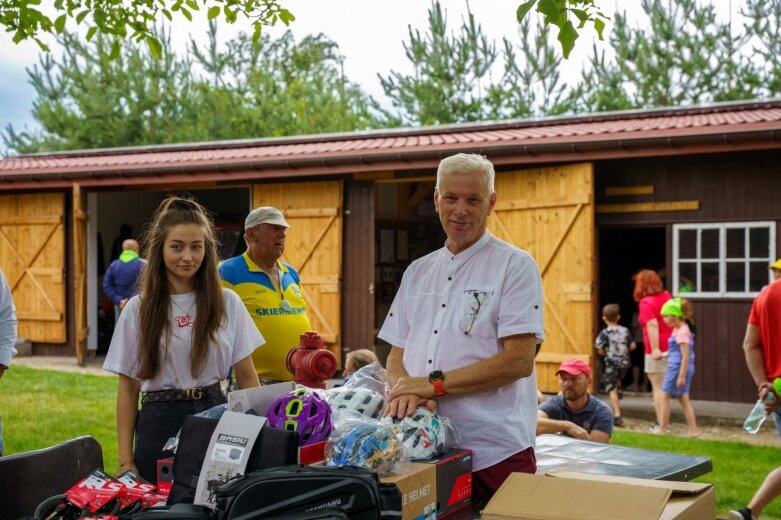 Powiatowy rajd rowerowy na dobry początek lata  