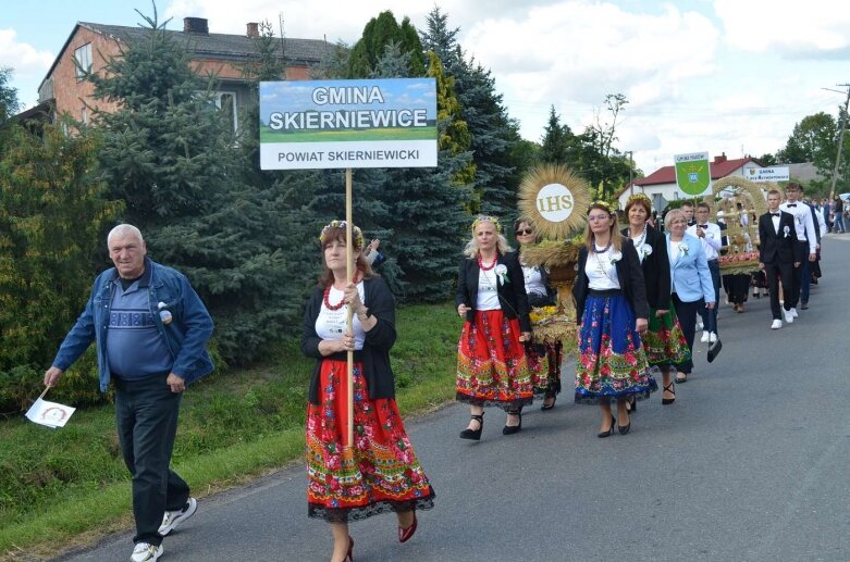  Powiatowe Święto Plonów w Starej Rawie  