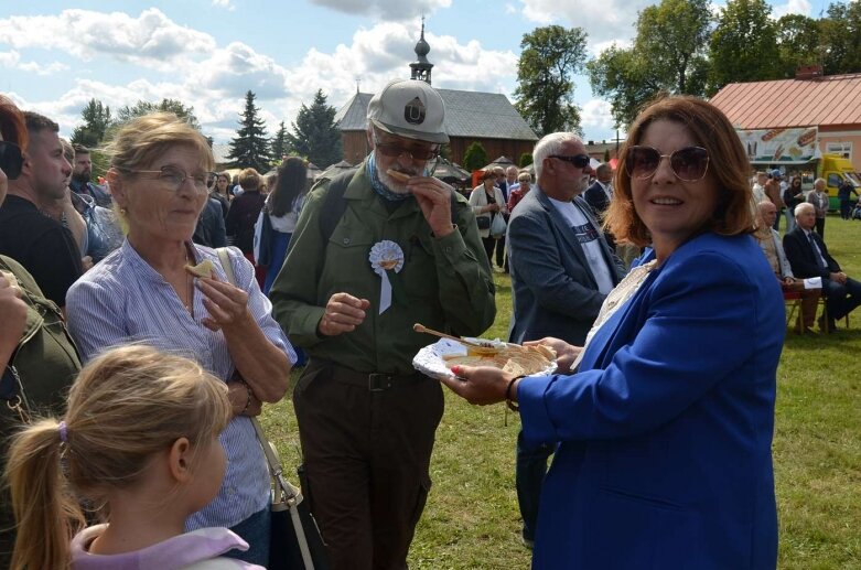  Powiatowe Święto Plonów w Starej Rawie  