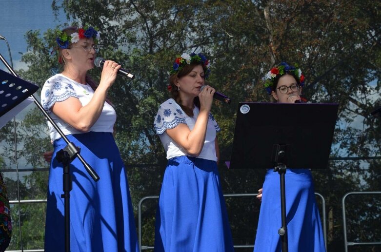  Powiatowe Święto Plonów w Starej Rawie  