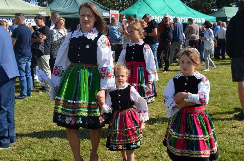  Powiatowe Święto Plonów w Starej Rawie  