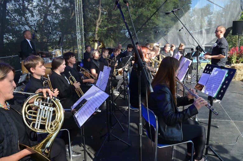  Powiatowe Święto Plonów w Starej Rawie  