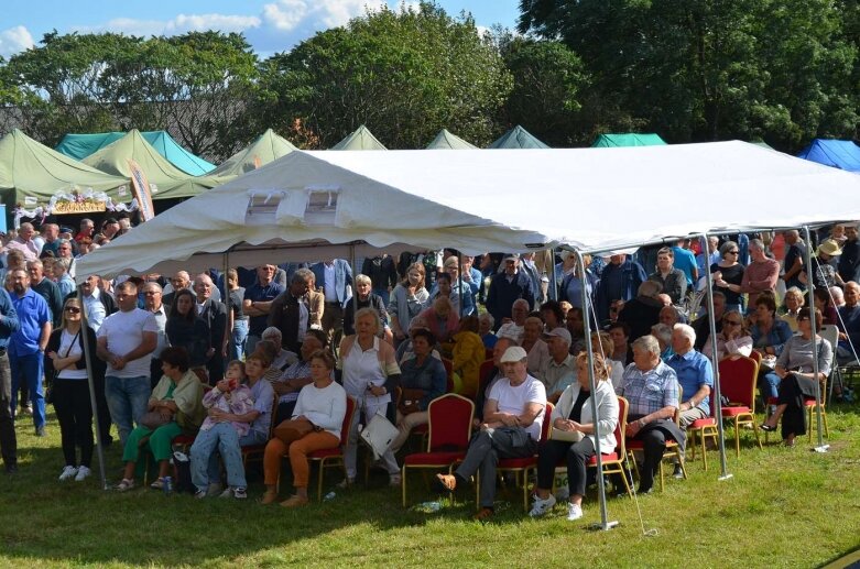  Powiatowe Święto Plonów w Starej Rawie  