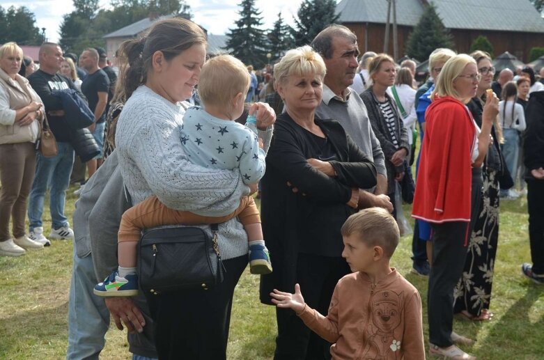  Powiatowe Święto Plonów w Starej Rawie  