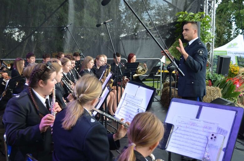  Powiatowe Święto Plonów w Starej Rawie  