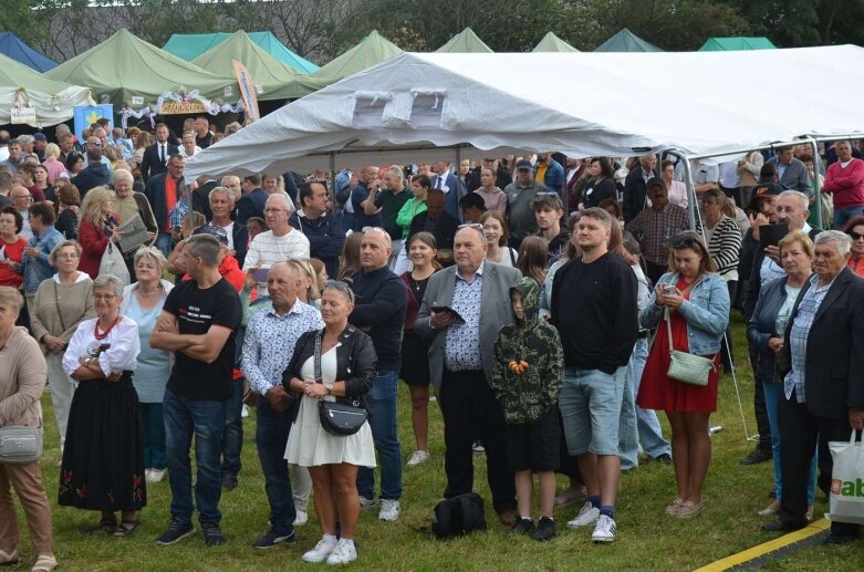  Powiatowe Święto Plonów w Starej Rawie  