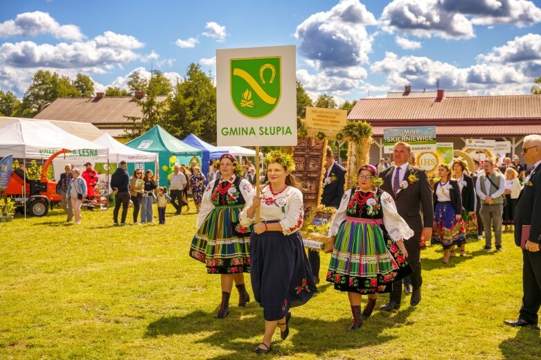  Powiatowe Święto Plonów w Starej Rawie  