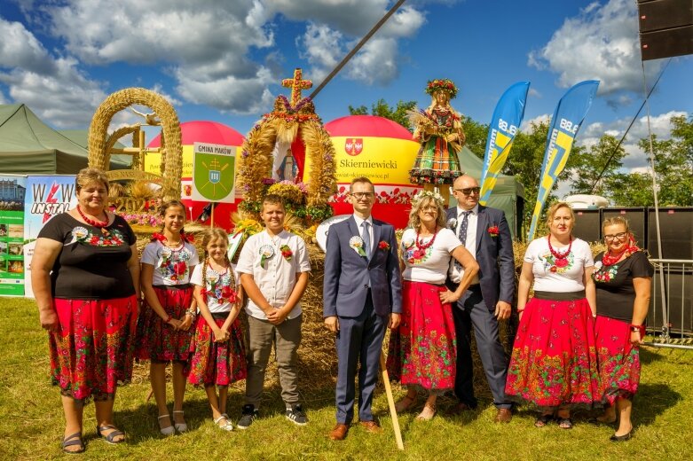  Powiatowe Święto Plonów w Starej Rawie  