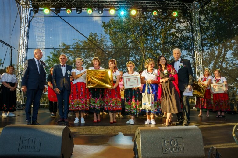  Powiatowe Święto Plonów w Starej Rawie  