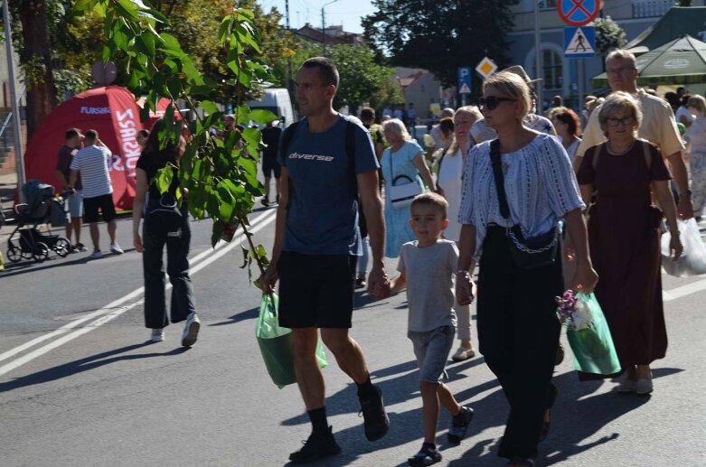  Kwiaty, owoce i warzywa królują w Osadzie Pałacowej  