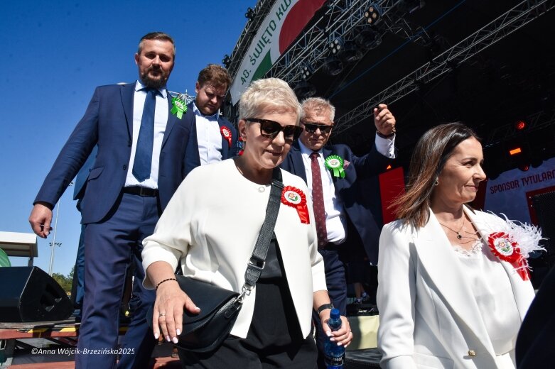  Barwna parada ulicami Skierniewic 