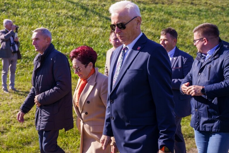  Uroczyste odsłonięcie pomnika Władysława Stanisława Reymonta  