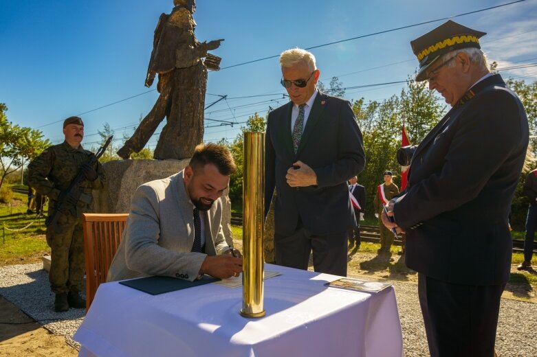  Uroczyste odsłonięcie pomnika Władysława Stanisława Reymonta  