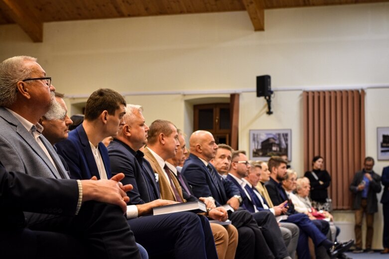  Były Prezydent RP Andrzej Duda w Skierniewicach. 21 października 2025 r. 