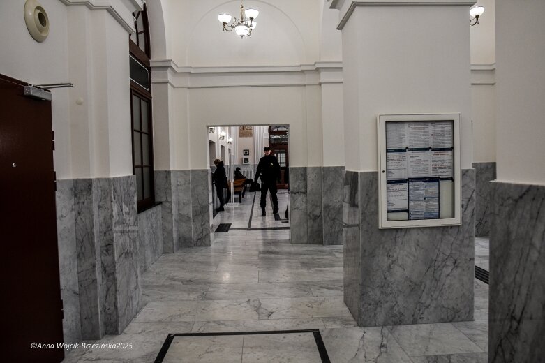  Dworzec kolejowy w Skierniewicach po modernizacji. Inwestycja za ponad 45 mln zł oddana do użytku 