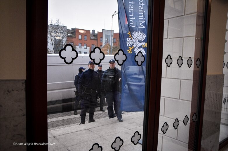  Dworzec kolejowy w Skierniewicach po modernizacji. Inwestycja za ponad 45 mln zł oddana do użytku 