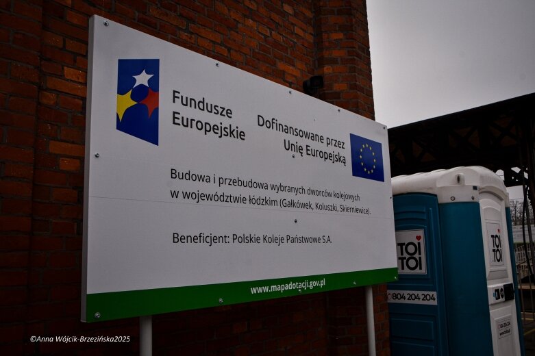  Dworzec kolejowy w Skierniewicach po modernizacji. Inwestycja za ponad 45 mln zł oddana do użytku 