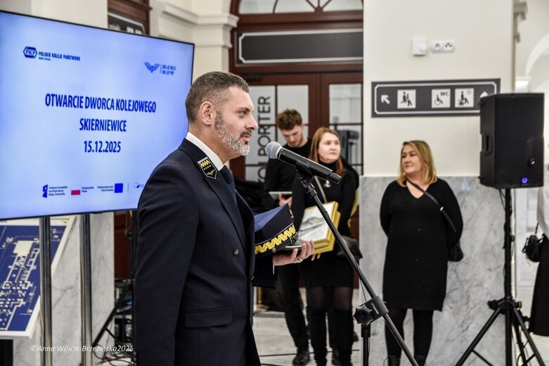  Dworzec kolejowy w Skierniewicach po modernizacji. Inwestycja za ponad 45 mln zł oddana do użytku 