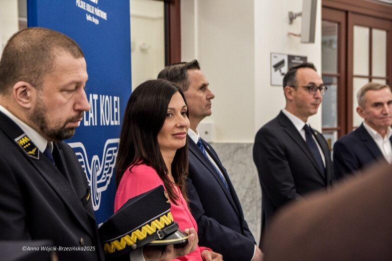  Dworzec kolejowy w Skierniewicach po modernizacji. Inwestycja za ponad 45 mln zł oddana do użytku 