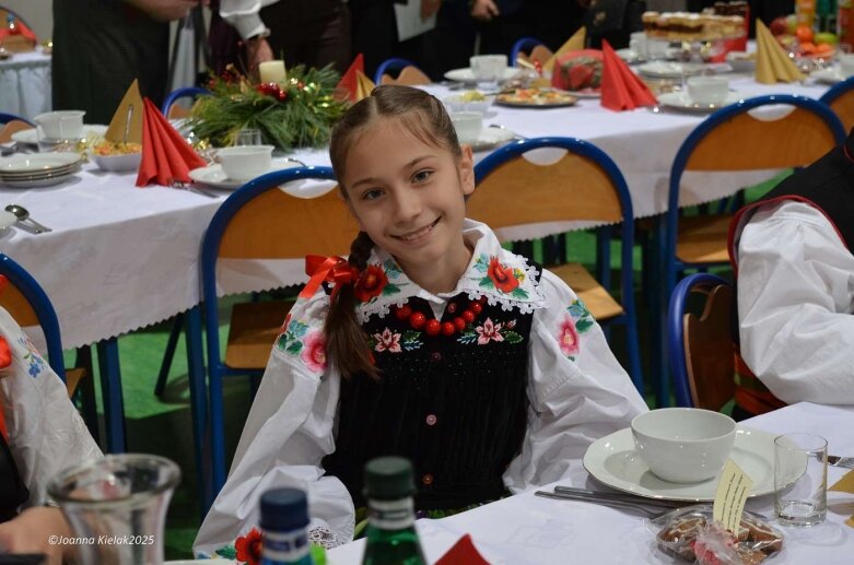  Wigilijny wieczór z Zespole Szkół w Głuchowie  