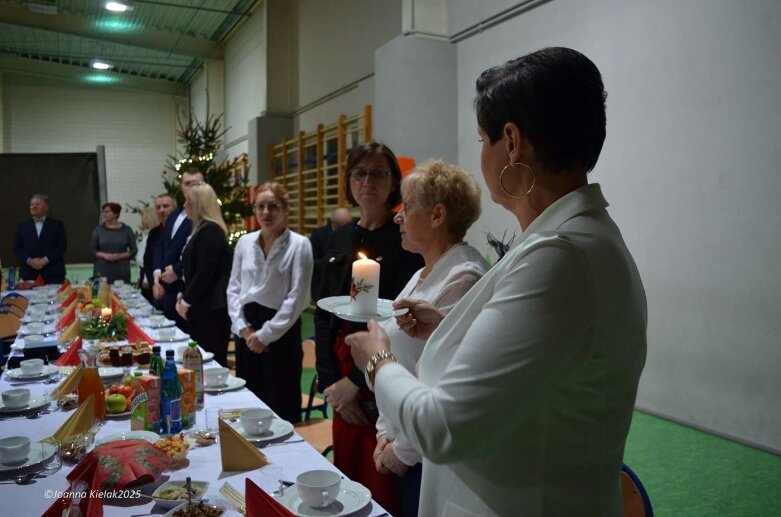  Wigilijny wieczór z Zespole Szkół w Głuchowie  