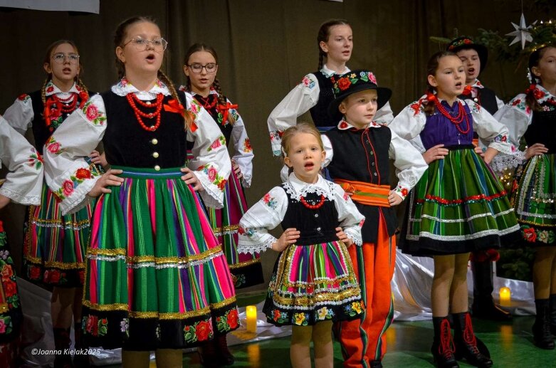 Wigilijny wieczór z Zespole Szkół w Głuchowie 