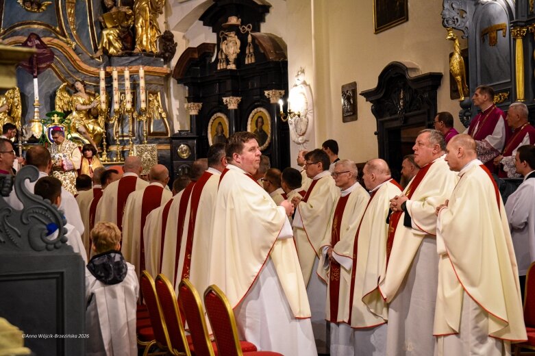  II Synod Diecezji Łowickiej. Inauguracja w katedrze w Łowiczu 