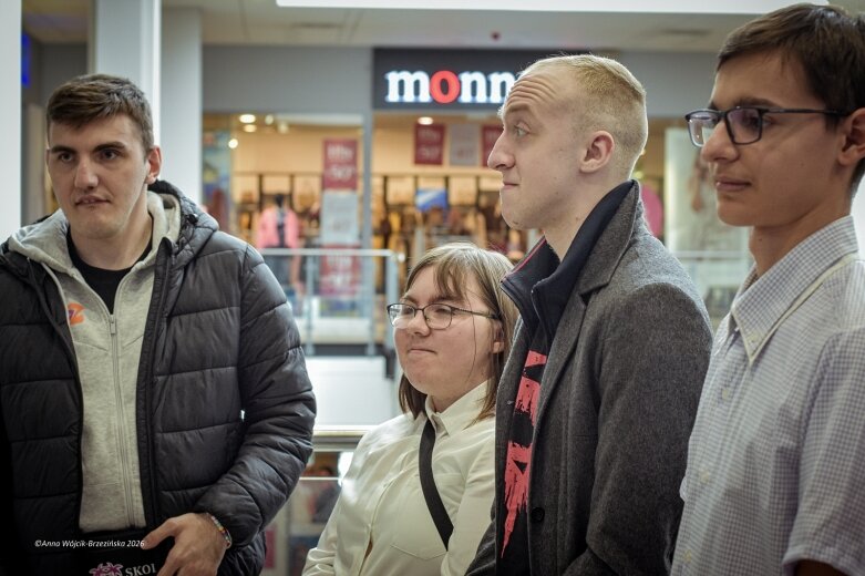  Galeria w galerii. Artyści STO5 pokazują w Dekadzie swój świat 