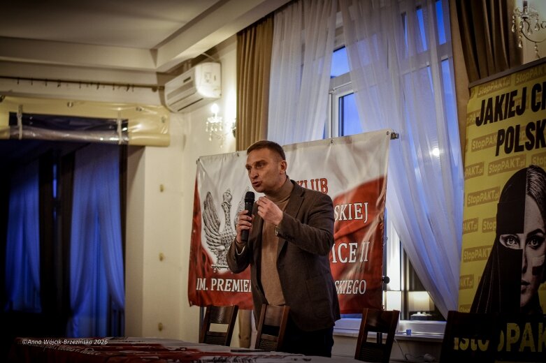  Polska jako wspólnota oblężona. Drugi Klub Gazety Polskiej zaprosił Roberta Bąkiewicza 