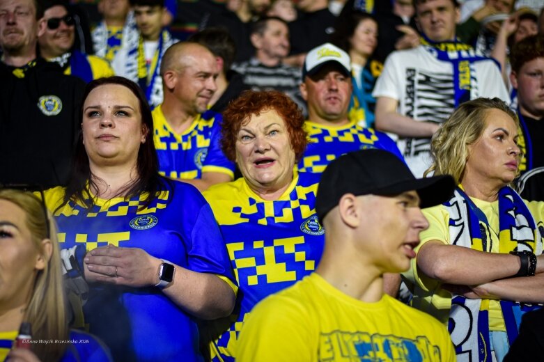  Pożegnanie Unii z II ligą. Ten mecz wygrali kibice 