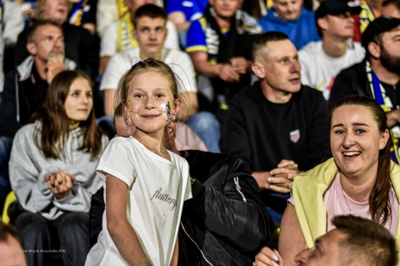  Pożegnanie Unii z II ligą. Ten mecz wygrali kibice 