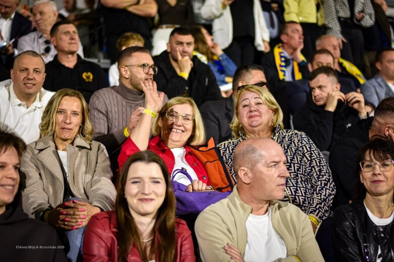  Pożegnanie Unii z II ligą. Ten mecz wygrali kibice 