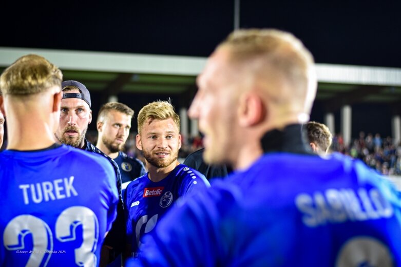  Pożegnanie Unii z II ligą. Ten mecz wygrali kibice 