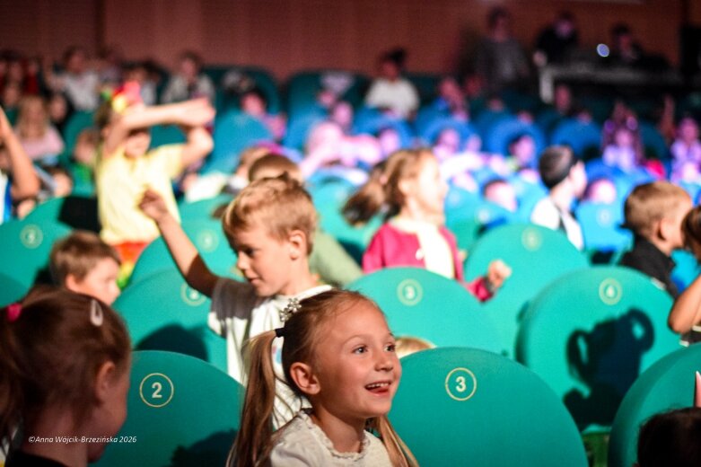  Od Truskawkowych Mam do Truskawkowych Rodziców. Historia niezwykłego teatru ze Skierniewic 