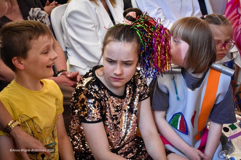  „Nie trzeba dzieci naprawiać”. Mocne przesłanie uczniów SOSW w Skierniewicach 