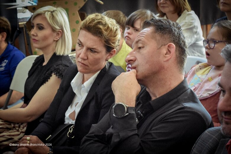  „Nie trzeba dzieci naprawiać”. Mocne przesłanie uczniów SOSW w Skierniewicach 
