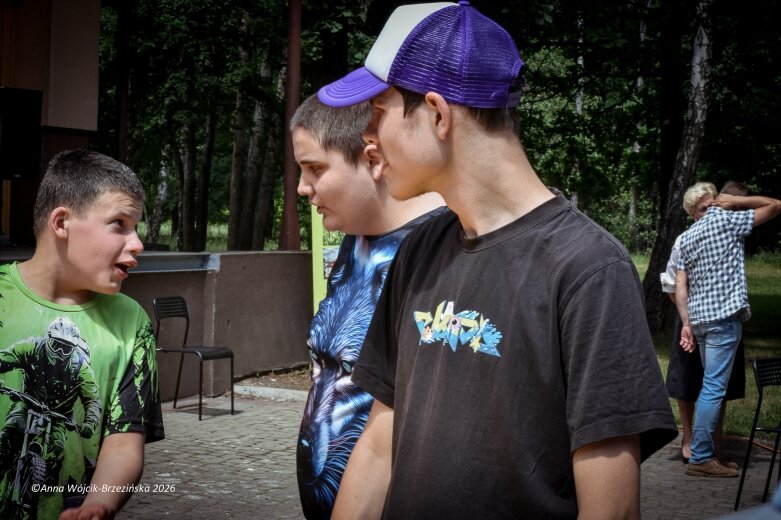  „Nie trzeba dzieci naprawiać”. Mocne przesłanie uczniów SOSW w Skierniewicach 