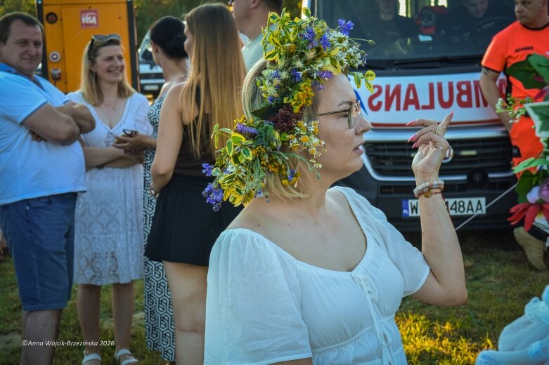  Najkrótsza noc, najdłuższe czary. Jelenie w terenie szukały kwiatu paproci 