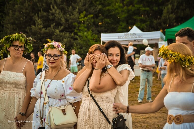  Najkrótsza noc, najdłuższe czary. Jelenie w terenie szukały kwiatu paproci 