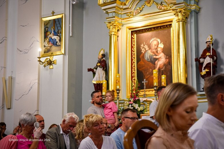  Łowicka pielgrzymka wróciła do Makowa młodsza niż przed rokiem 