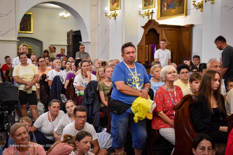  Łowicka pielgrzymka wróciła do Makowa młodsza niż przed rokiem 