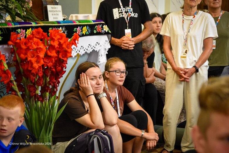  Łowicka pielgrzymka wróciła do Makowa młodsza niż przed rokiem 