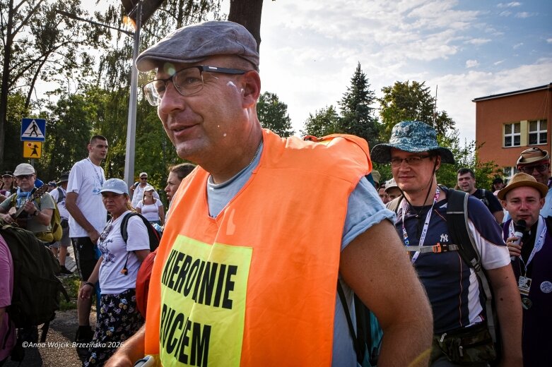  Łowicka pielgrzymka wróciła do Makowa młodsza niż przed rokiem 