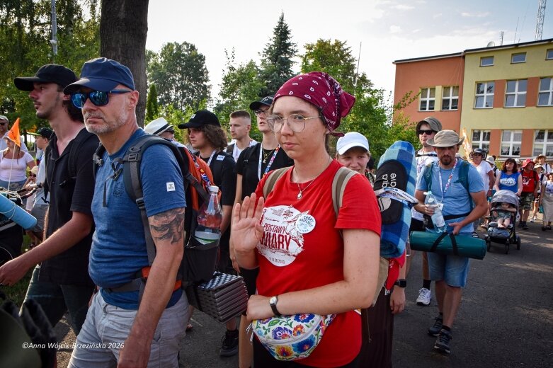  Łowicka pielgrzymka wróciła do Makowa młodsza niż przed rokiem 