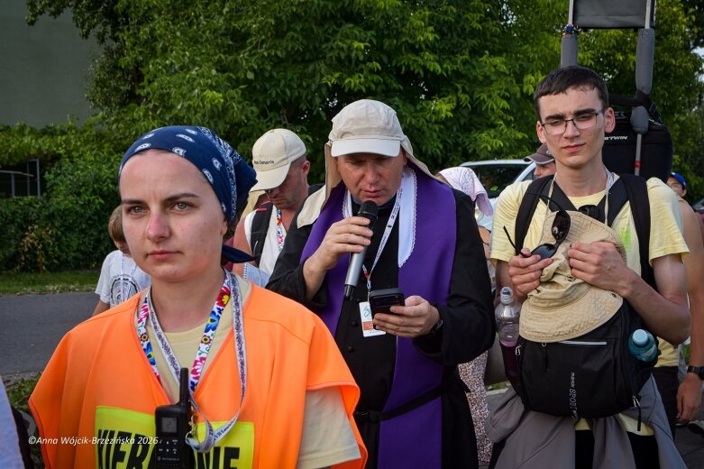  Łowicka pielgrzymka wróciła do Makowa młodsza niż przed rokiem 