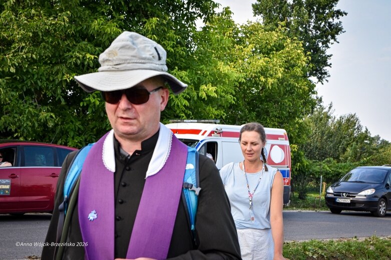  Łowicka pielgrzymka wróciła do Makowa młodsza niż przed rokiem 