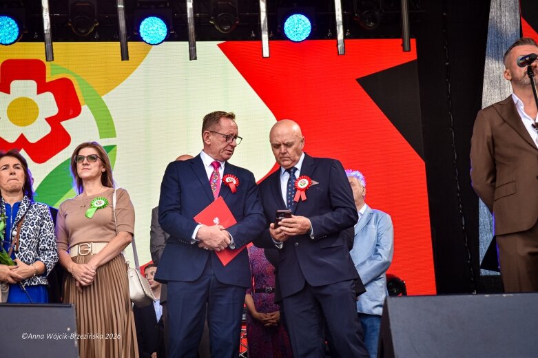  Parada, duma i klucz do pałacu. Skierniewice otworzyły Święto Kwiatów 