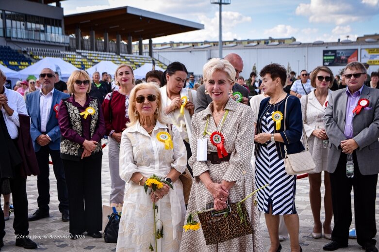 Parada, duma i klucz do pałacu. Skierniewice otworzyły Święto Kwiatów 